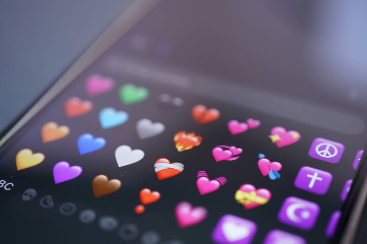 What If Your Crush Was Just a Few Clicks Away? Inside the World of Video Chat Dating Simulators